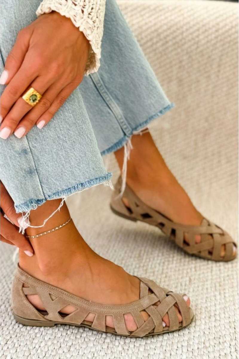 ODETTE | Woven Upper Flat Sandals