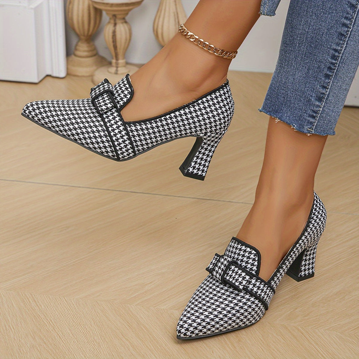 Emara | Classic Houndstooth Heels