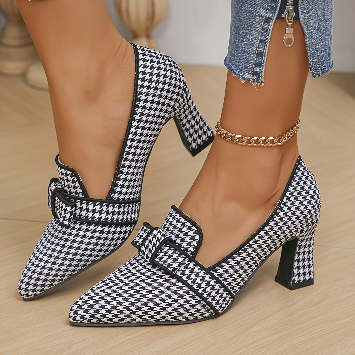 Emara | Classic Houndstooth Heels