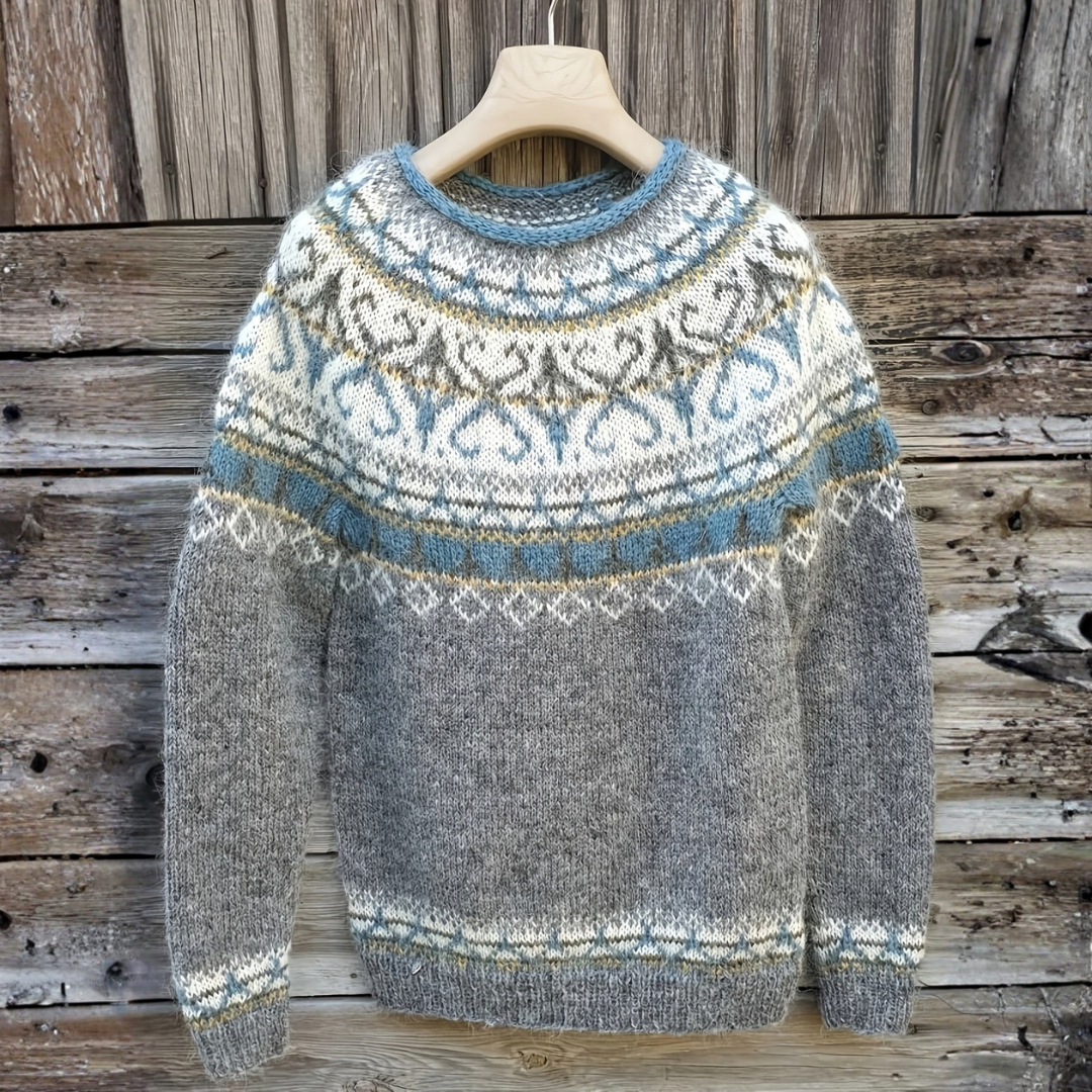 Evelina - Elegant and Warm Nordic Sweater for Winter