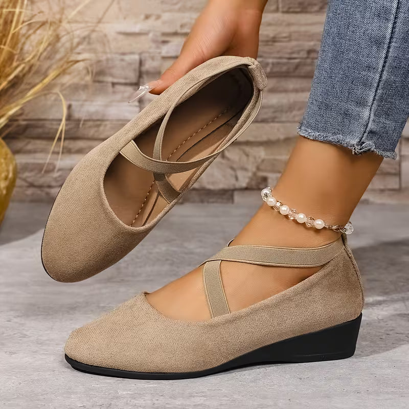Delphine™ | Comfort Wedge Ballet Flats