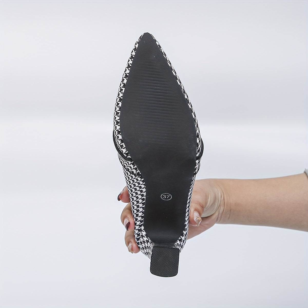Emara | Classic Houndstooth Heels