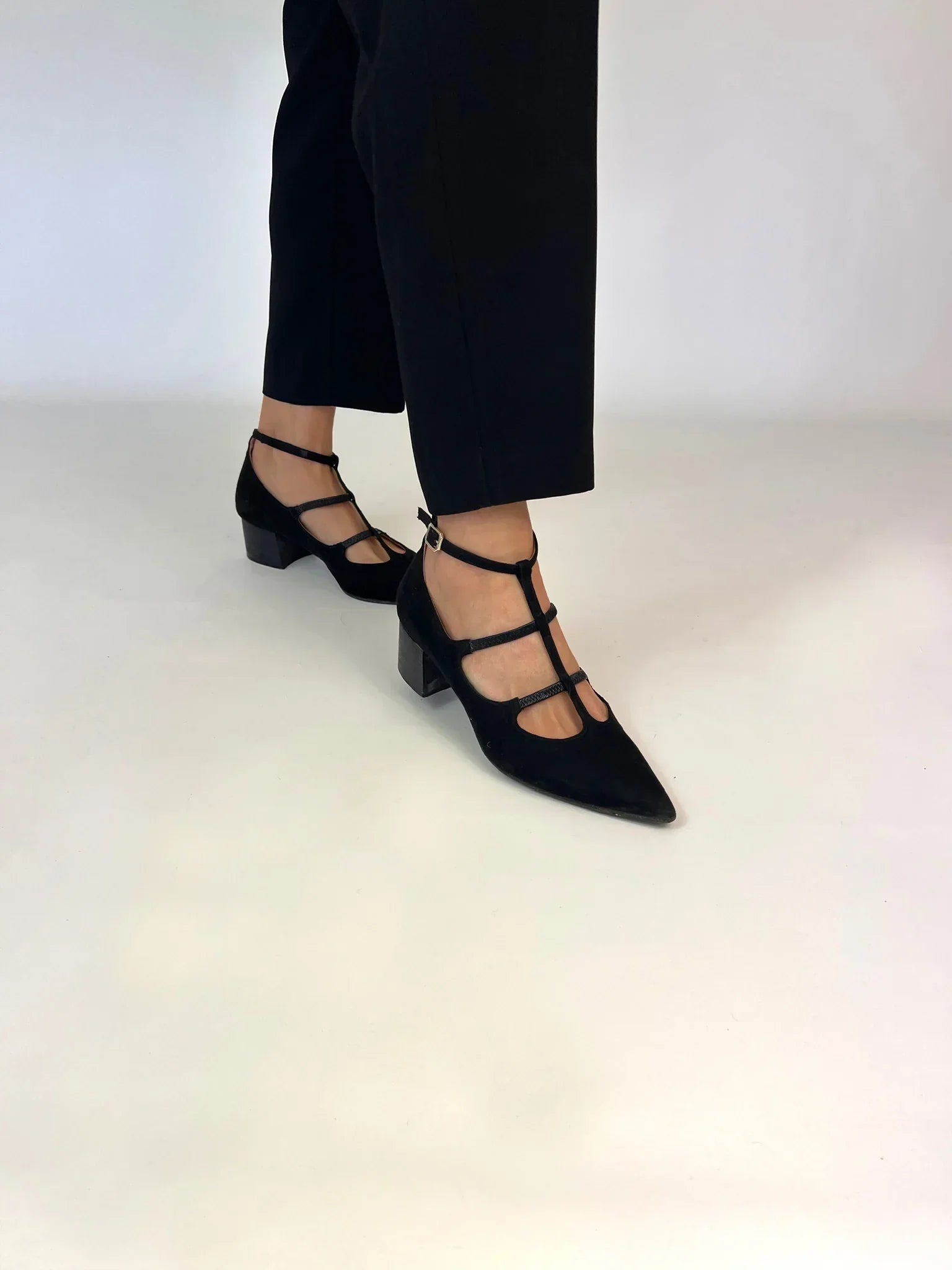Ariana | Strappy Pointed Flats